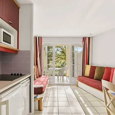 Village - Maeva - 2 Pieces 5 Personnes Confort Mae-5786 *
